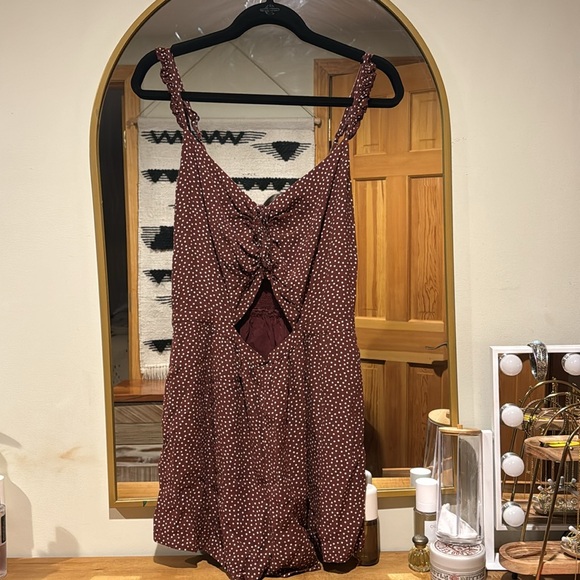 Abercrombie and Fitch Cutout Romper - Picture 1 of 3
